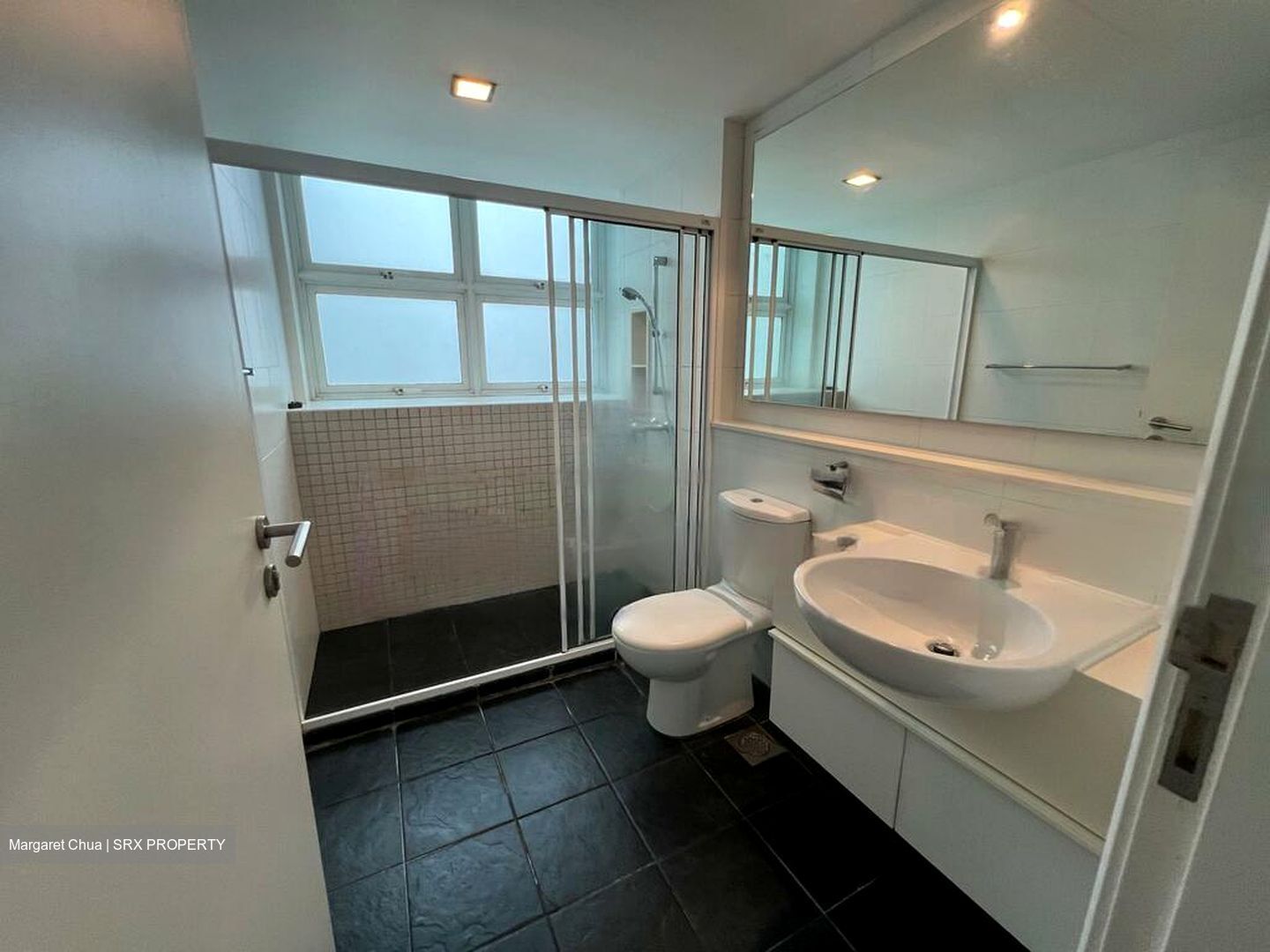 The Esparis (D18), Condominium #467367691